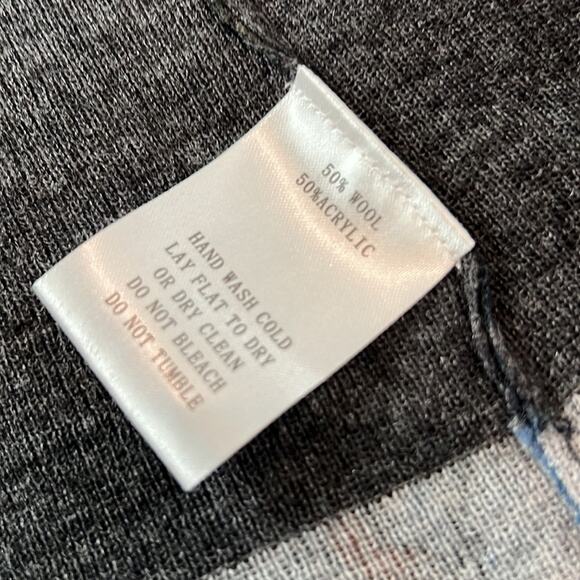 $165 Alberto Makali Cardigan ART
Wool Blend Open Front Long Sleeve Sweater LARGE - Picture 12 of 14